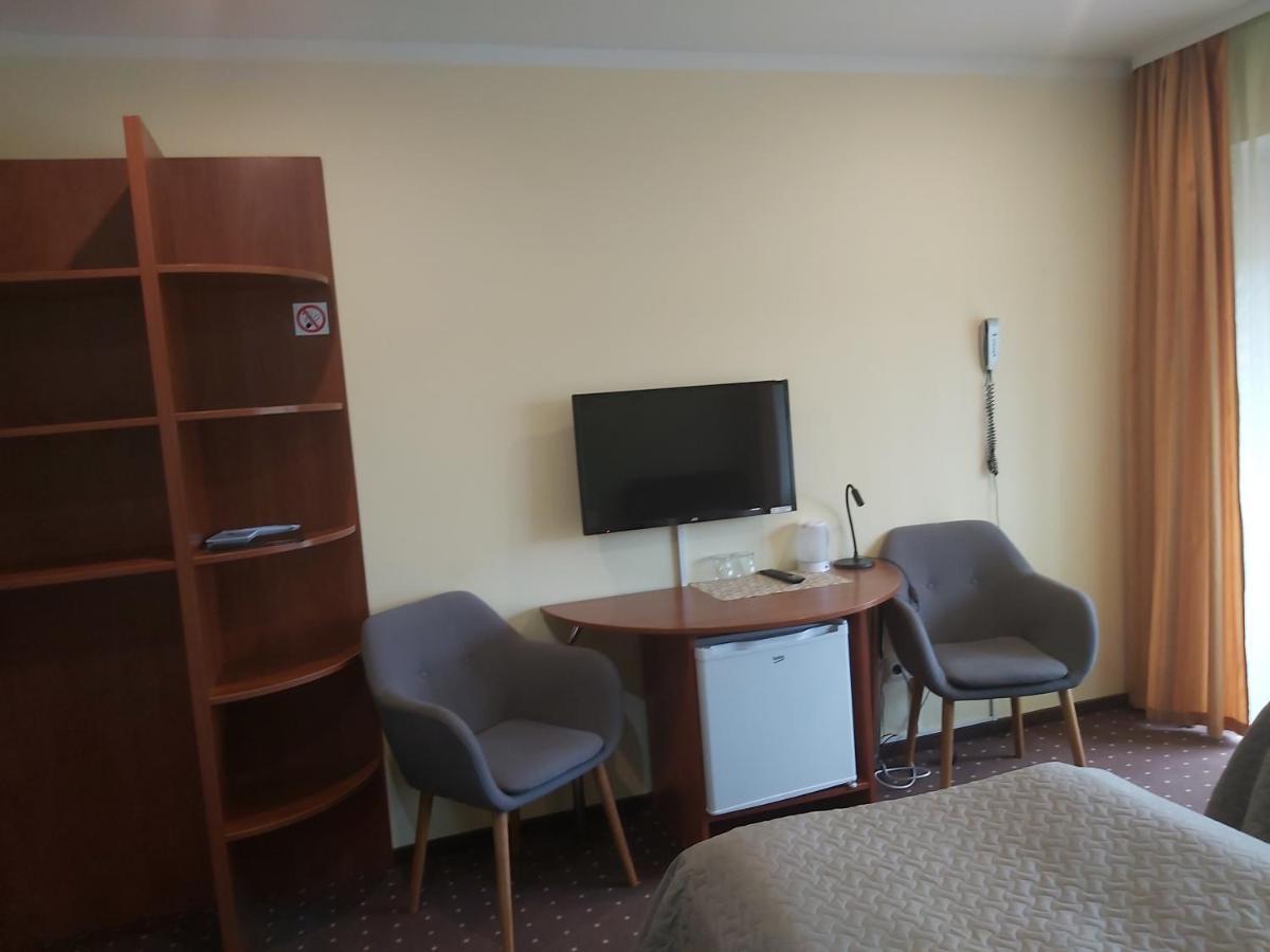 Hotel Green Smiltyne Паневежис Экстерьер фото